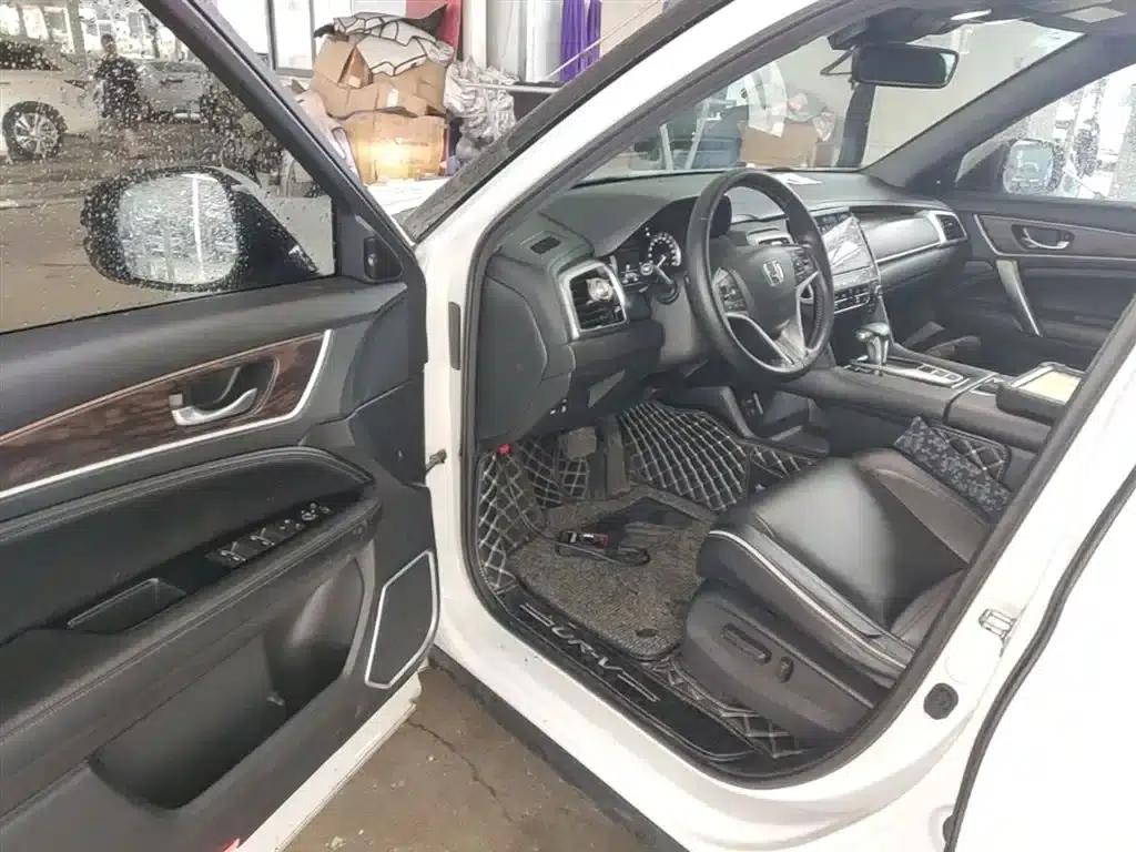 Honda UR-V 2017 240TURBO 2WD Luxury Edition (China V Emission Standard) — миниатюра 16
