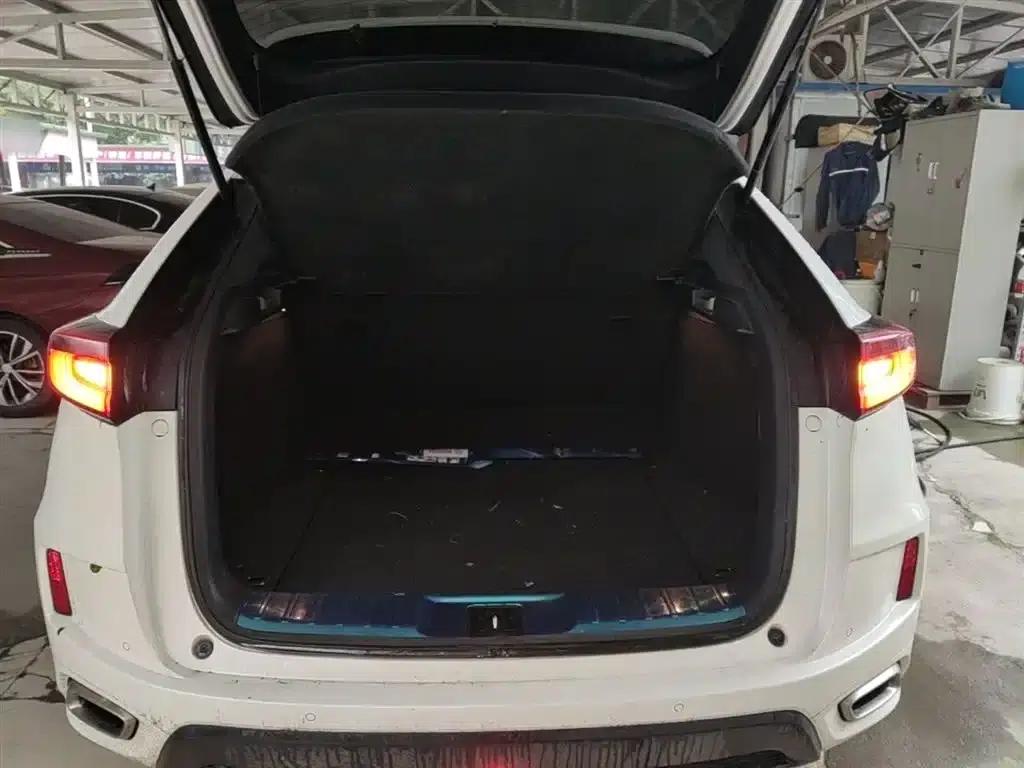 Honda UR-V 2017 240TURBO 2WD Luxury Edition (China V Emission Standard) — миниатюра 19