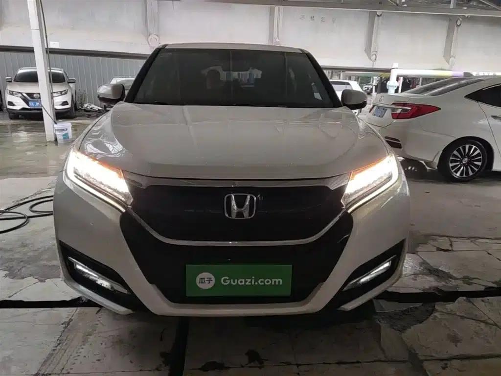 Honda UR-V 2017 240TURBO 2WD Luxury Edition (China V Emission Standard) — миниатюра 3