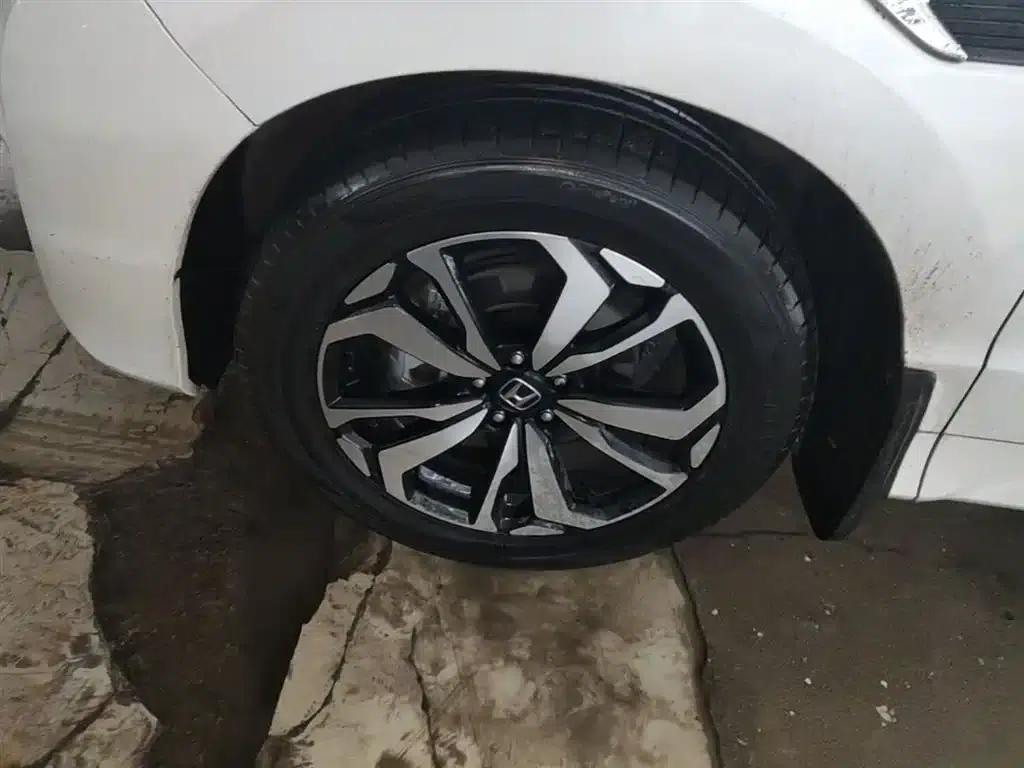 Honda UR-V 2017 240TURBO 2WD Luxury Edition (China V Emission Standard) — миниатюра 23