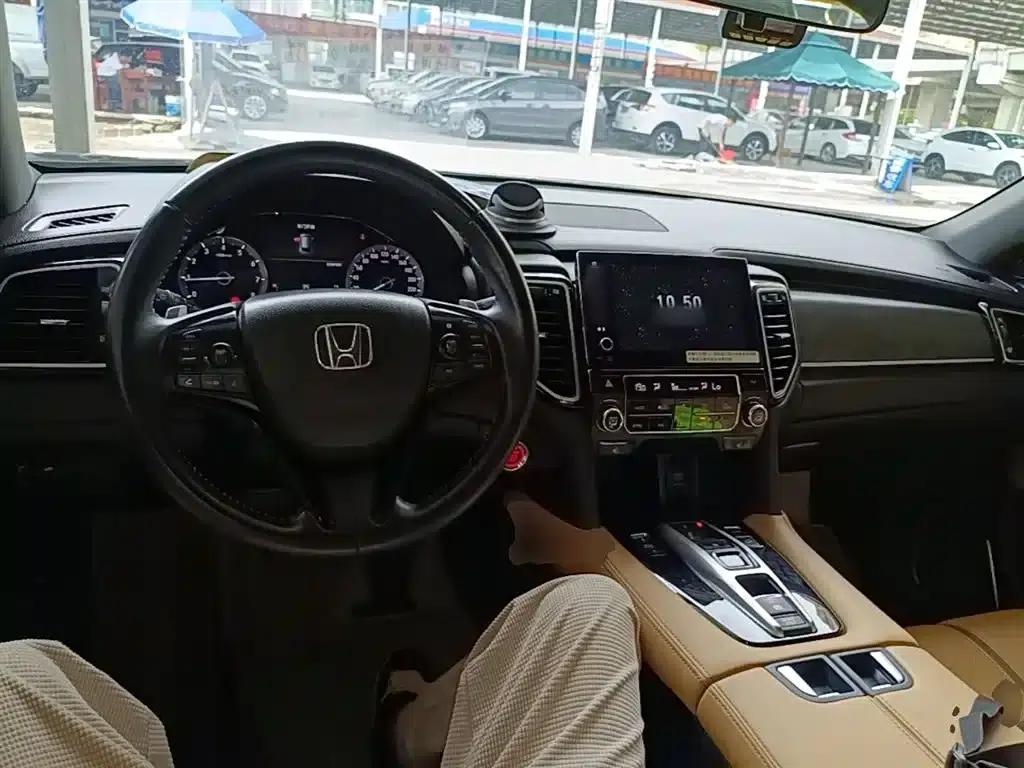 Honda UR-V 2020 370TURBO 2WD Premium Edition — миниатюра 10