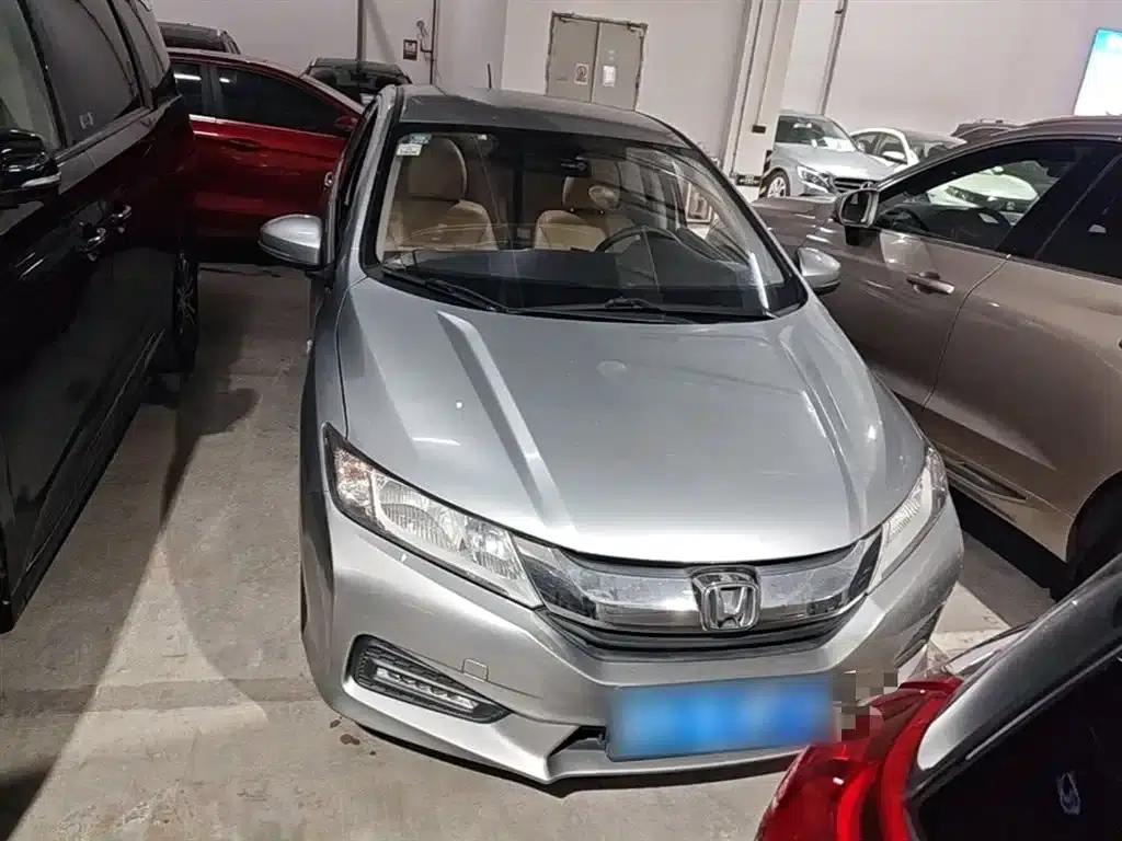 Honda City 2018 1.5L CVT Sport Edition — миниатюра 3