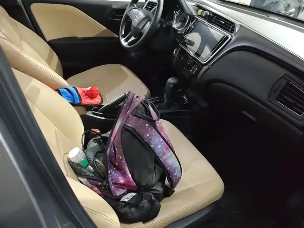 Honda City 2018 1.5L CVT Sport Edition — миниатюра 25