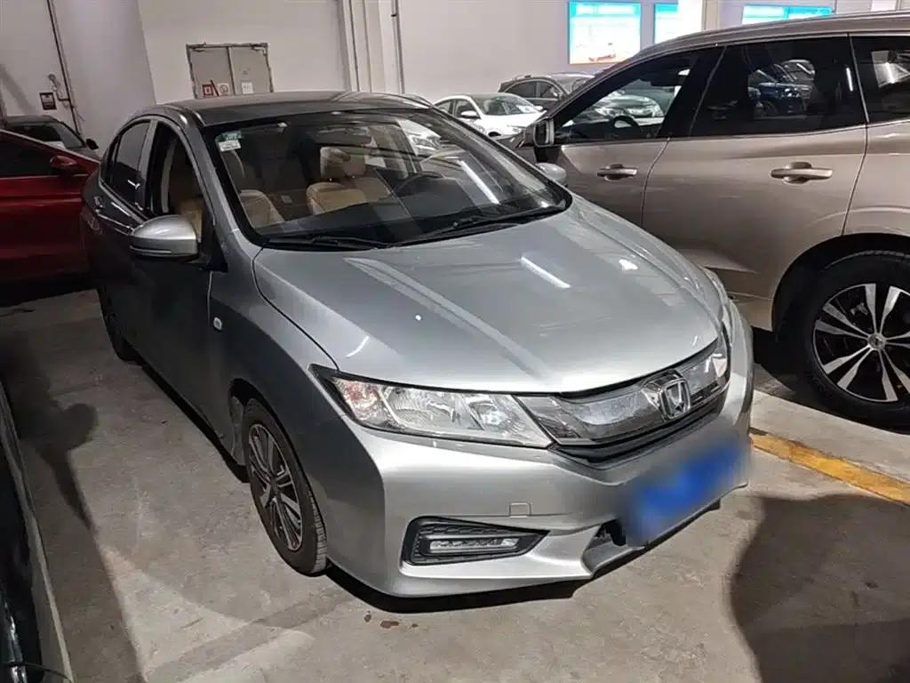 Honda City 2018 1.5L CVT Sport Edition — миниатюра 4