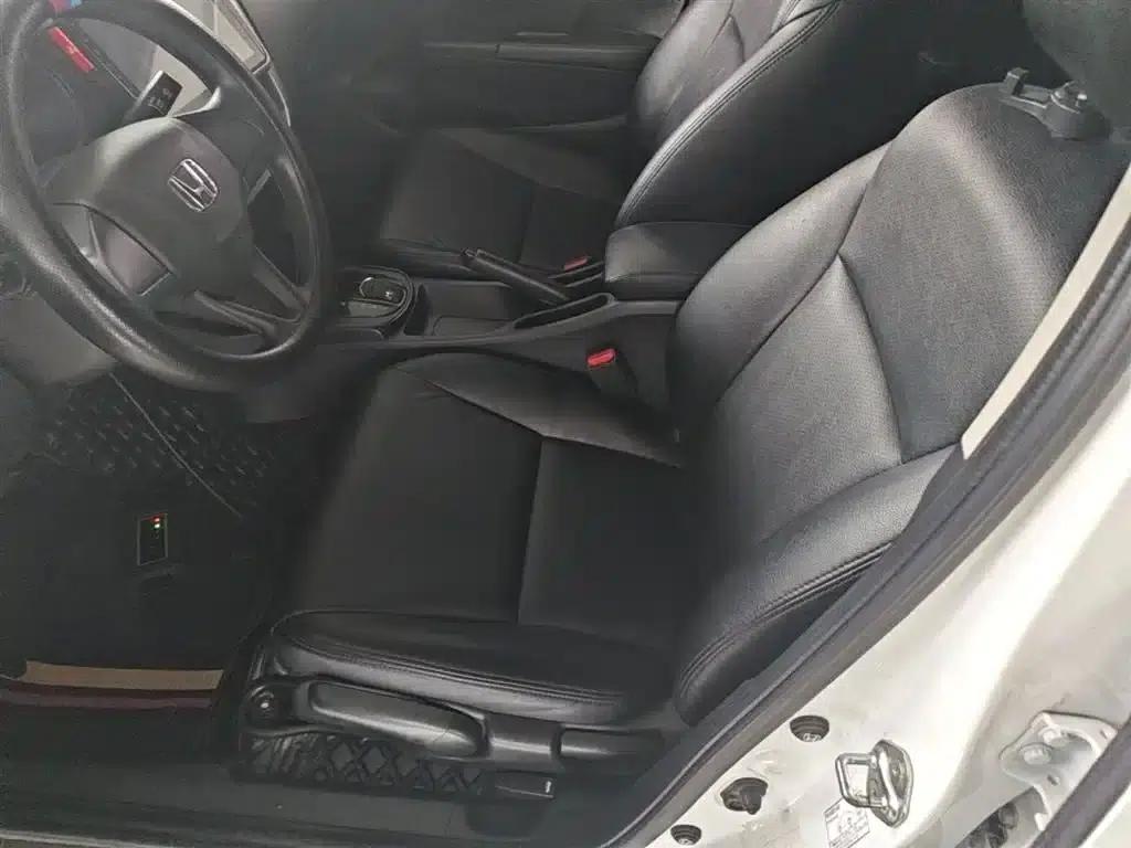 Honda City 2017 1.5L CVT Elite Edition — миниатюра 15
