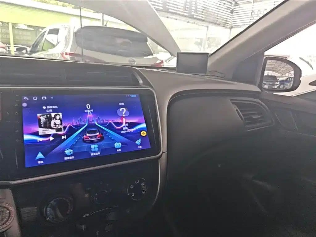 Honda City 2017 1.5L CVT Elite Edition — миниатюра 10