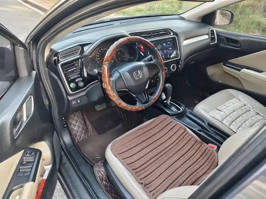 2016 Honda Greiz 1.5L CVT Fashion Edition — миниатюра 6