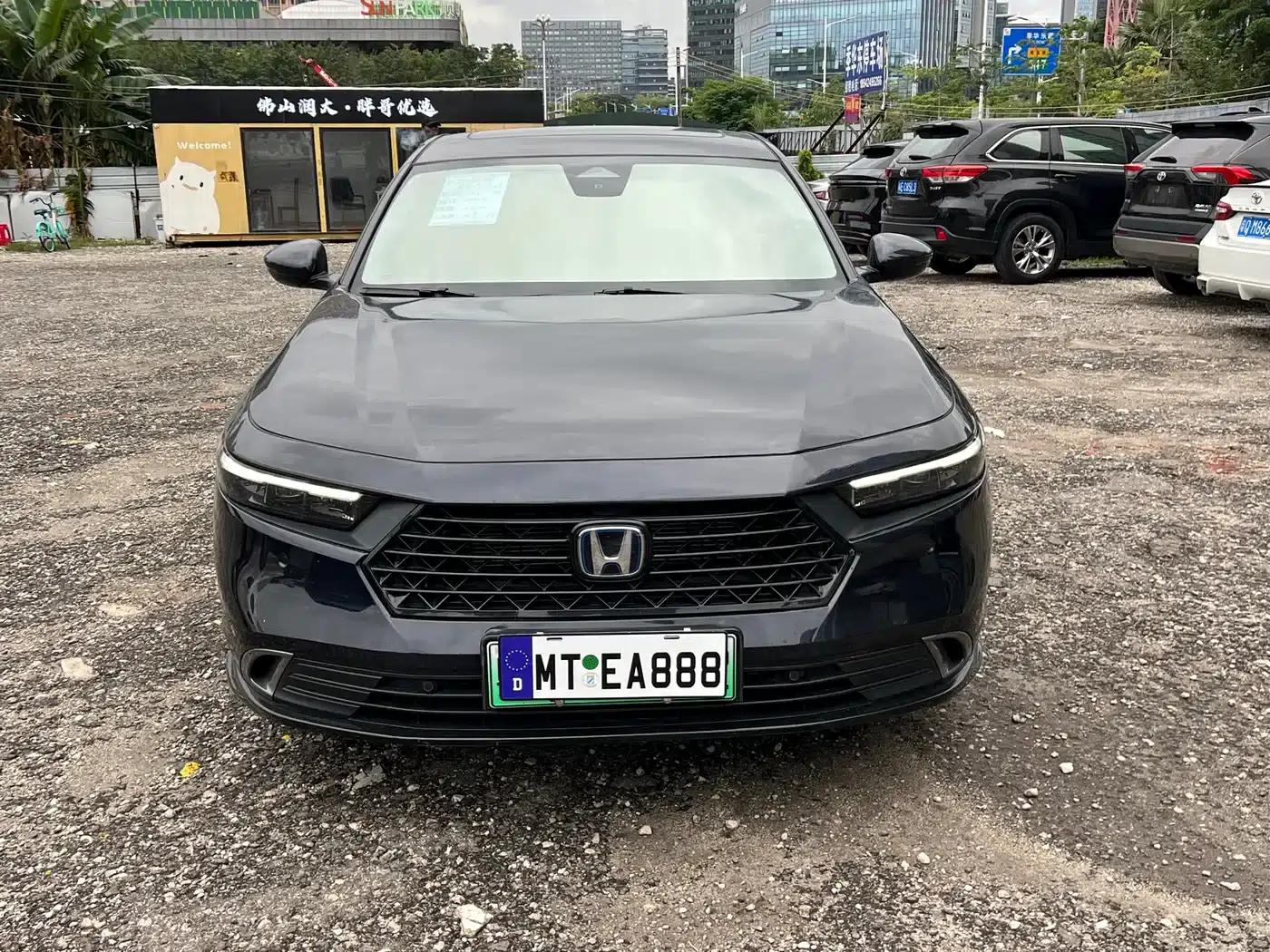 Accord PHEV 2023 2.0L e:PHEV Flagship Edition — миниатюра 2