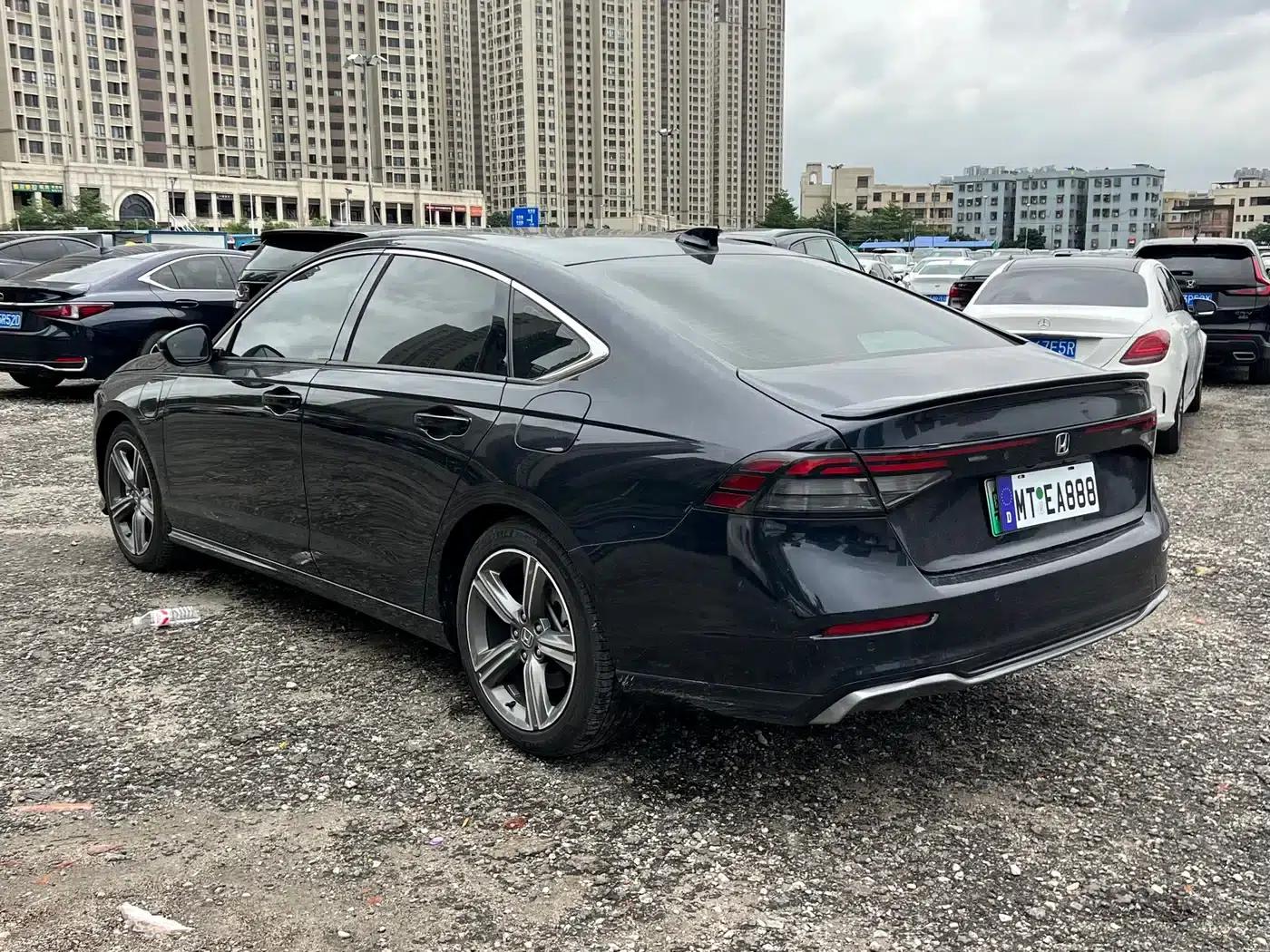 Accord PHEV 2023 2.0L e:PHEV Flagship Edition — миниатюра 4
