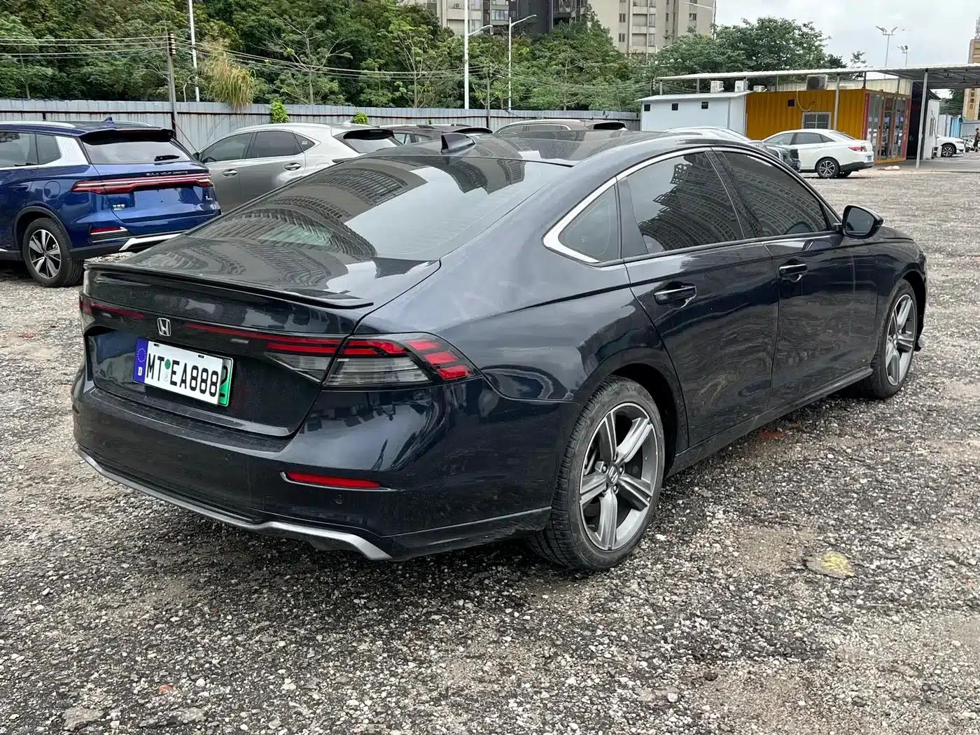 Accord PHEV 2023 2.0L e:PHEV Flagship Edition — миниатюра 6