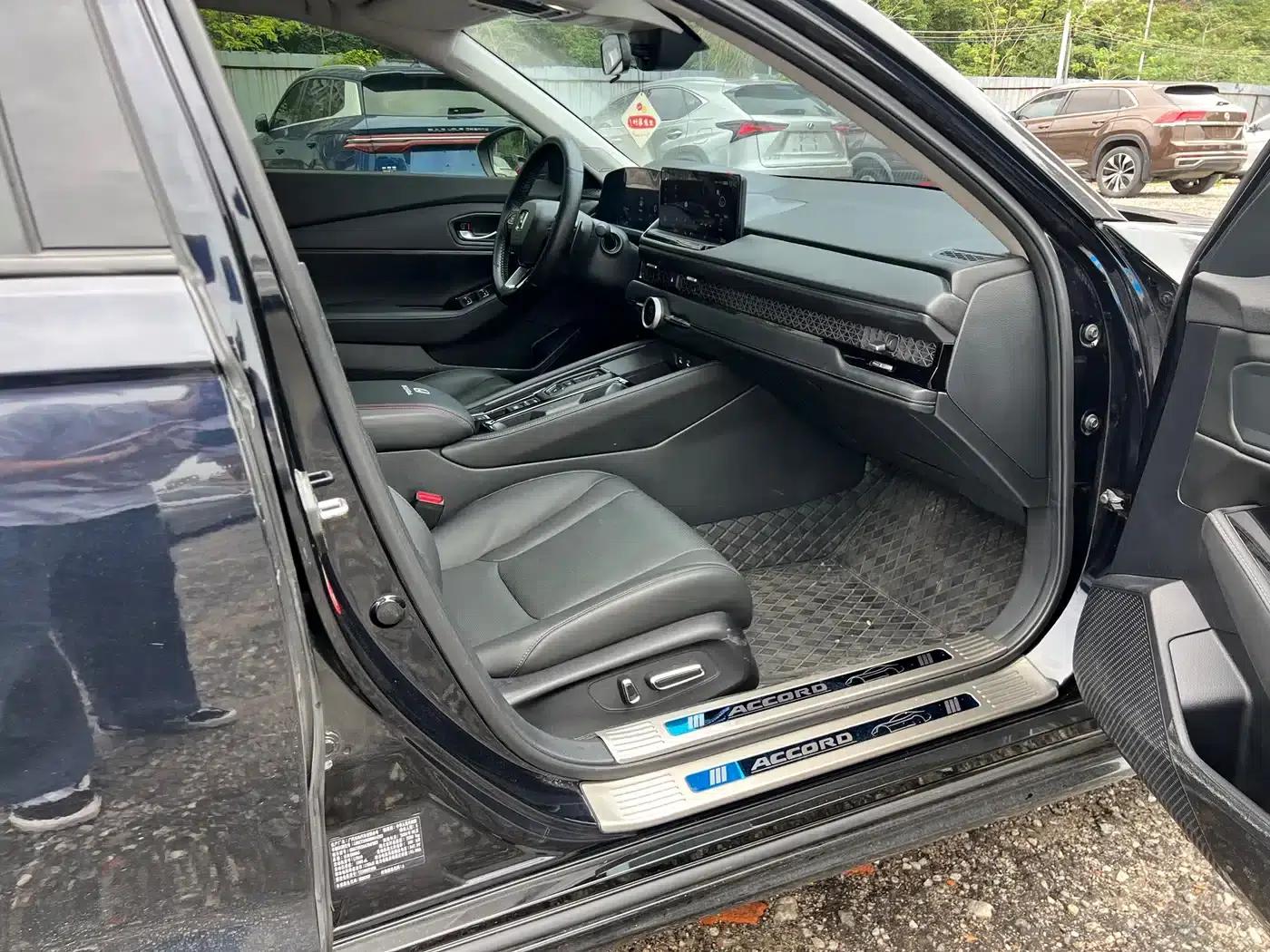 Accord PHEV 2023 2.0L e:PHEV Flagship Edition — миниатюра 9