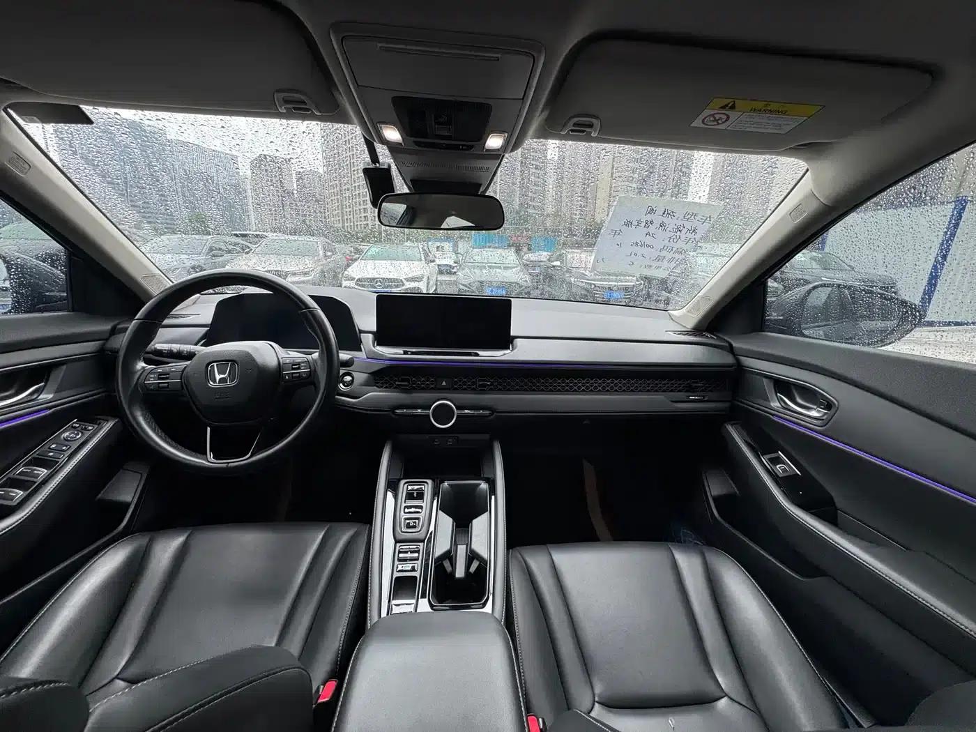 Accord PHEV 2023 2.0L e:PHEV Smart Edition — миниатюра 11