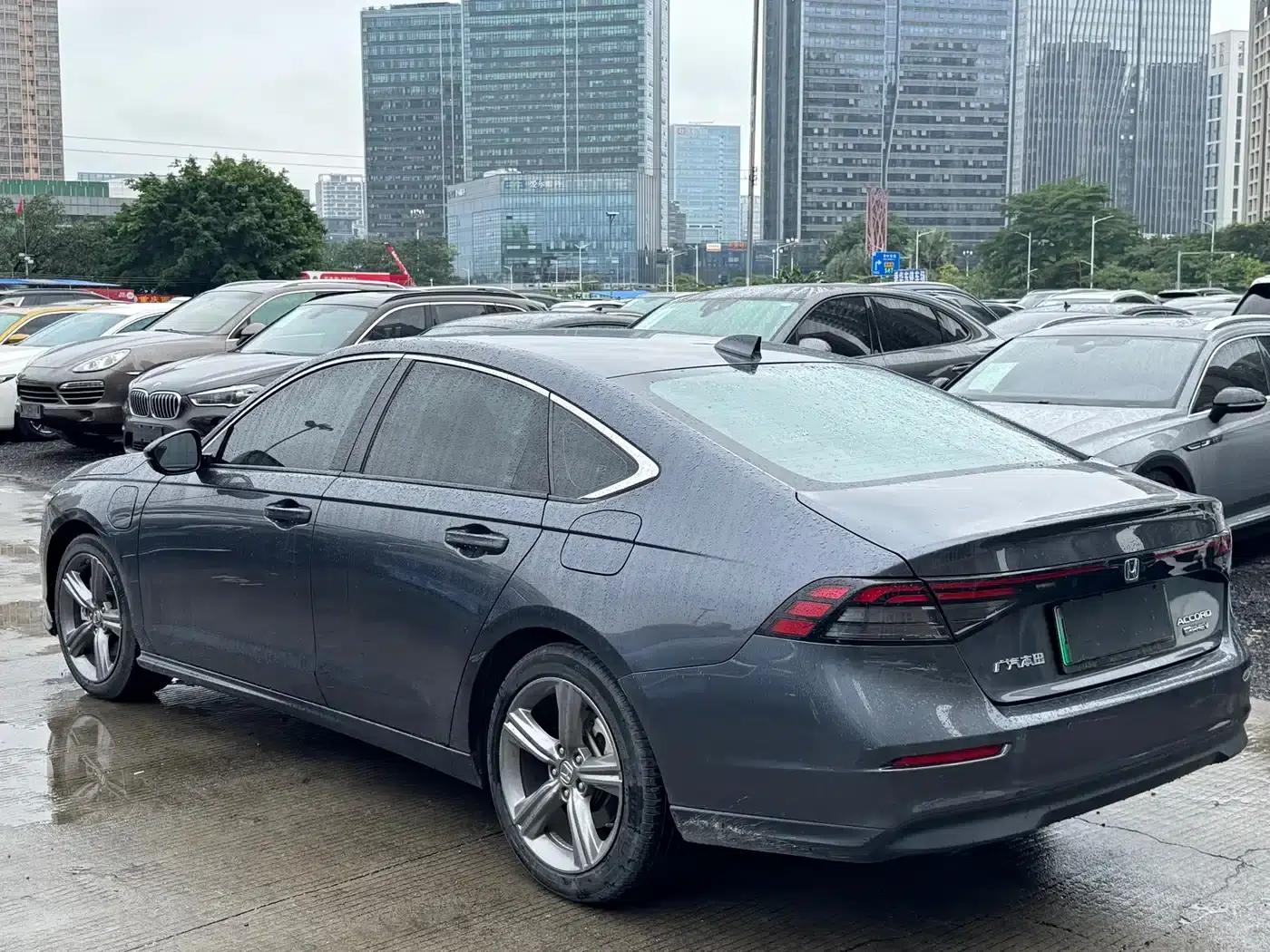 Accord PHEV 2023 2.0L e:PHEV Smart Edition — миниатюра 5
