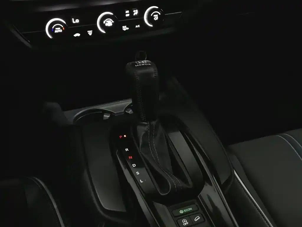 Honda HR-V 2023 240TURBO Sporty Edition — миниатюра 13