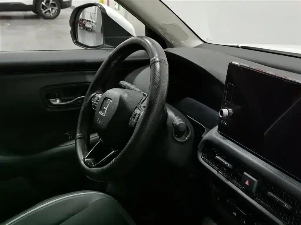 Honda HR-V 2023 240TURBO Sporty Edition — миниатюра 22