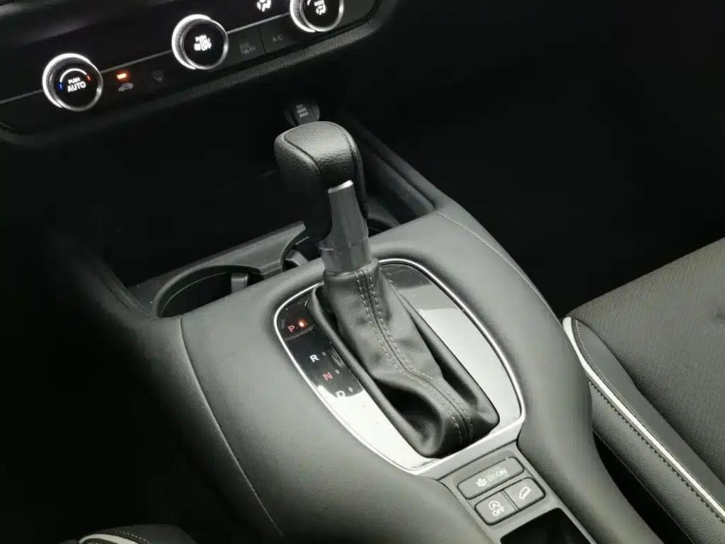 ZR-V 2023 1.5T CVT Tech Edition — миниатюра 13