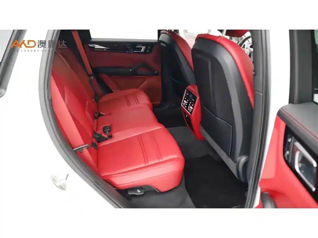 Cayenne 3.0T 2023 Platinum Edition — миниатюра 8