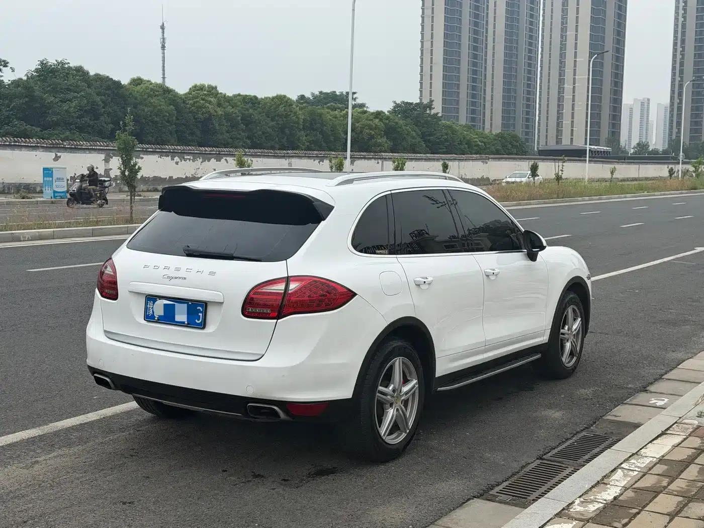 Cayenne 2011 Cayenne 3.0T — миниатюра 11