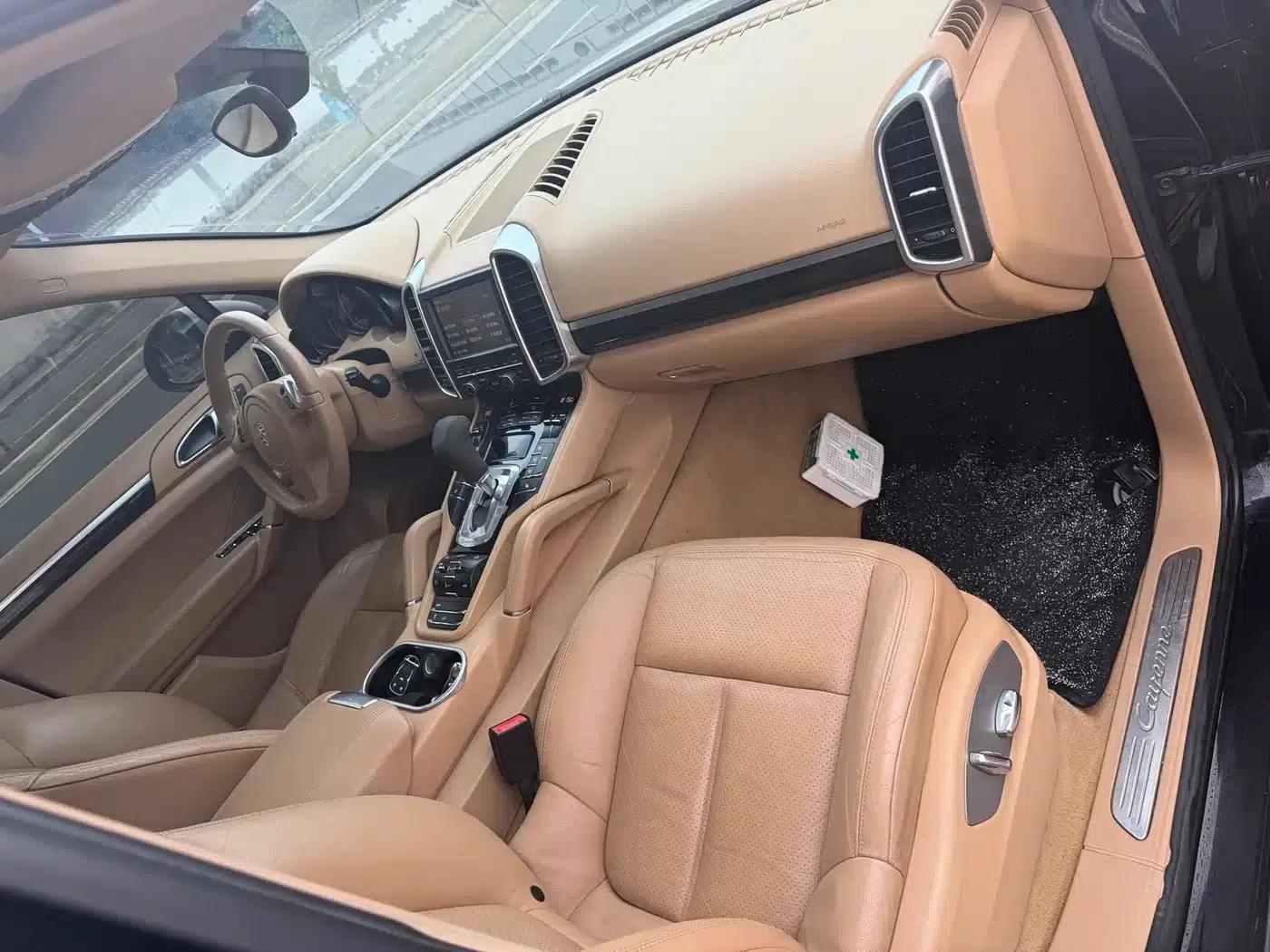 Cayenne 2011 Cayenne 3.0T — миниатюра 4