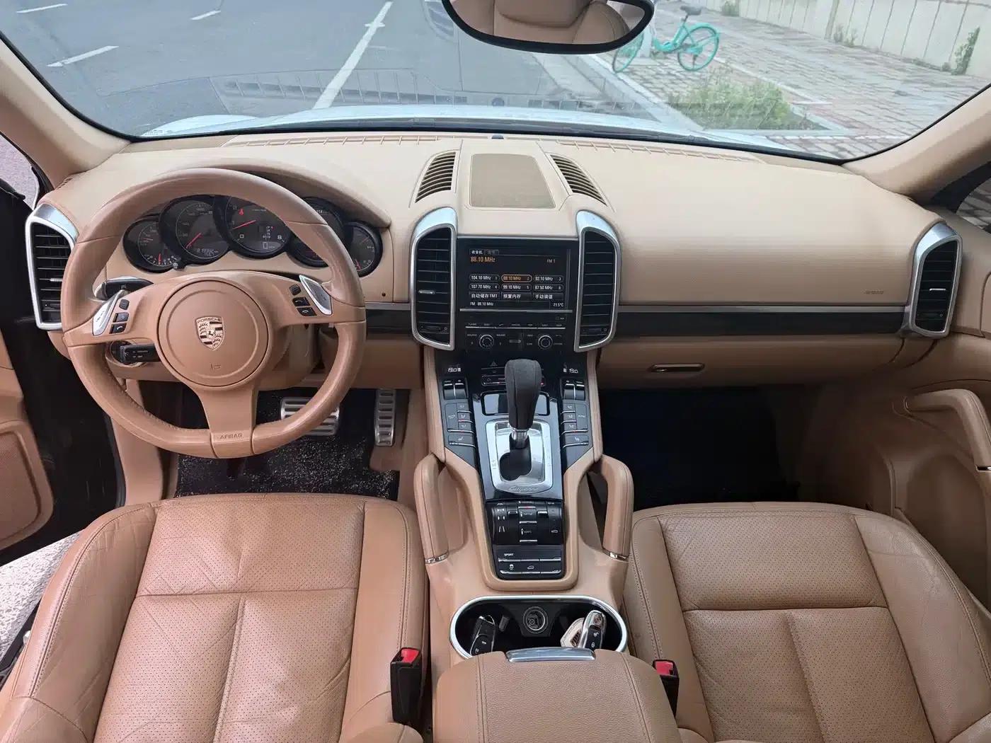 Cayenne 2011 Cayenne 3.0T — миниатюра 9