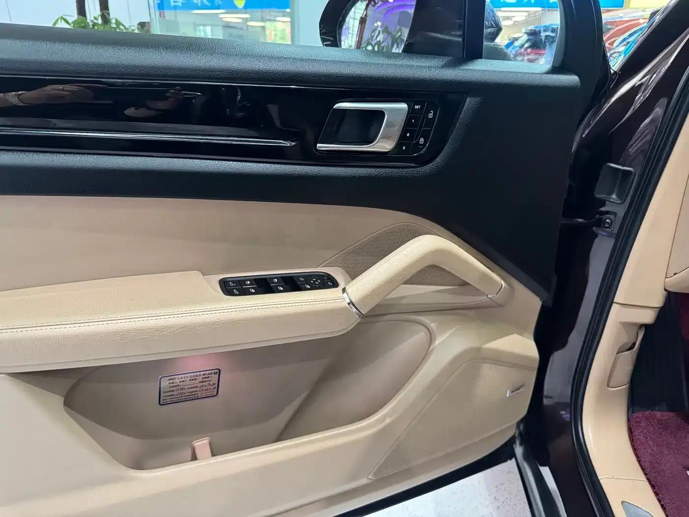 Cayenne 2019 Cayenne 3.0T — миниатюра 6