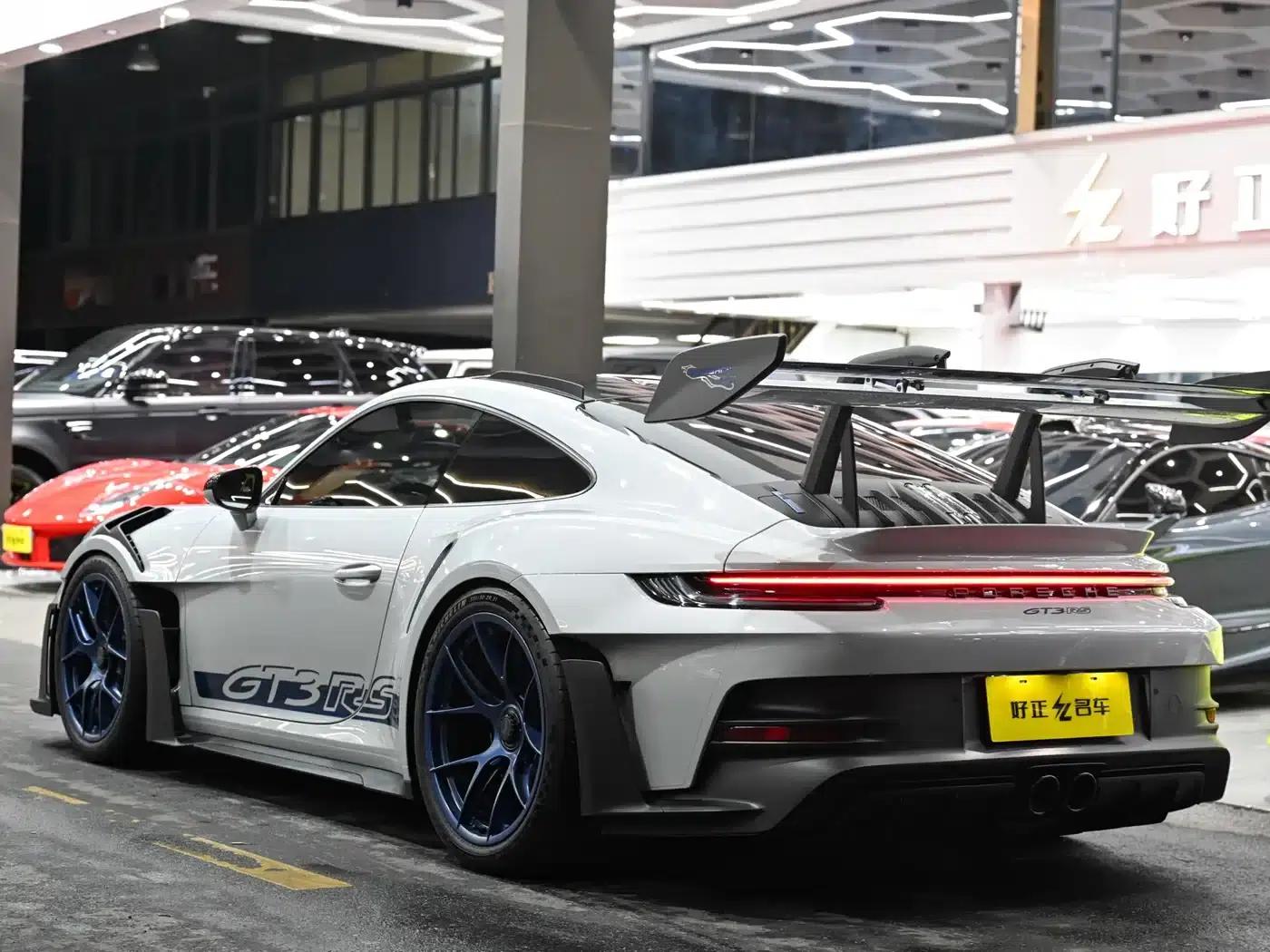 2023 Porsche 911 GT3 RS 4.0L — миниатюра 2