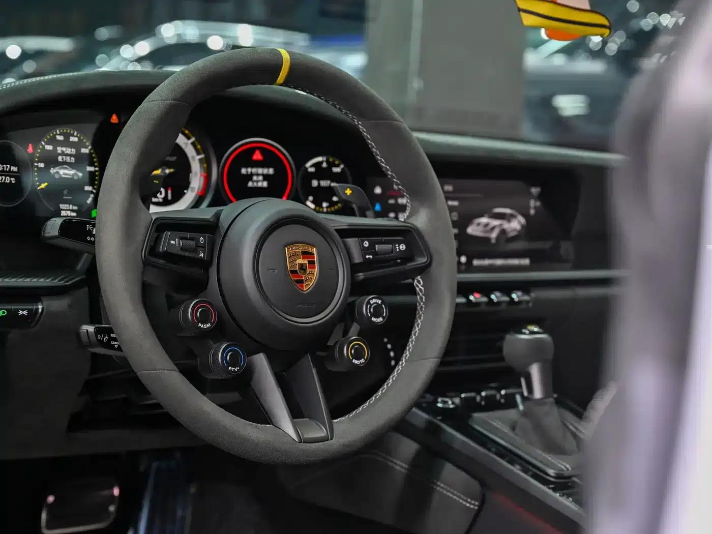 2023 Porsche 911 GT3 RS 4.0L — миниатюра 7