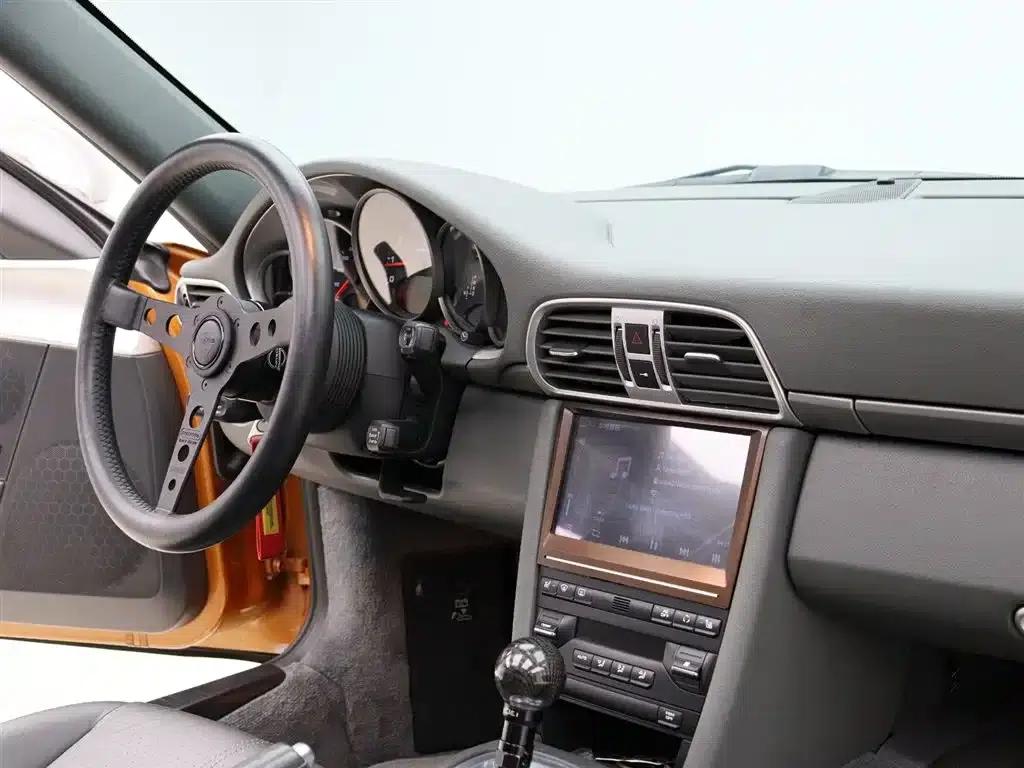 2010 Porsche 911 Targa 4 3.6L — миниатюра 11