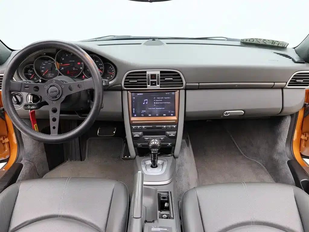 2010 Porsche 911 Targa 4 3.6L — миниатюра 13