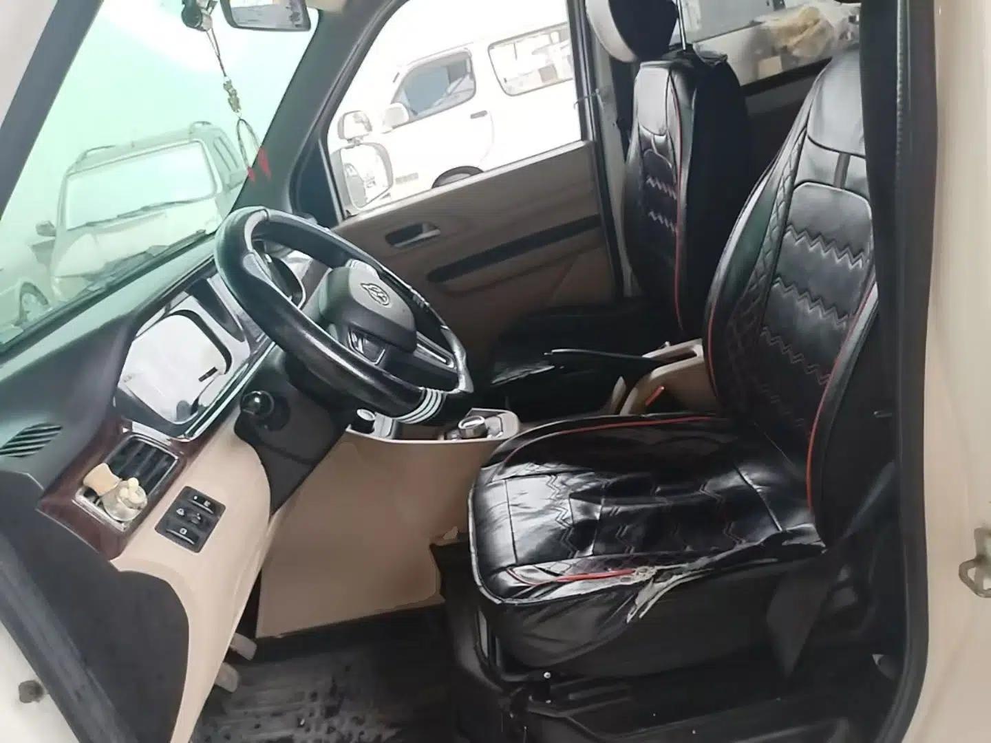CHANGAN KUAYUE Xing V5 EV 2024 Smart Edition 6-Seater Side-Hinged Doors — миниатюра 18