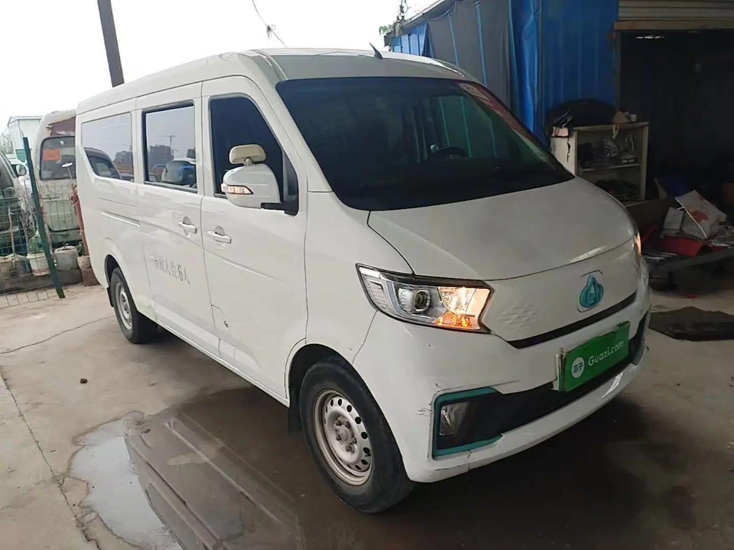 CHANGAN KUAYUE Xing V5 EV 2024 Smart Edition 6-Seater Side-Hinged Doors — миниатюра 3