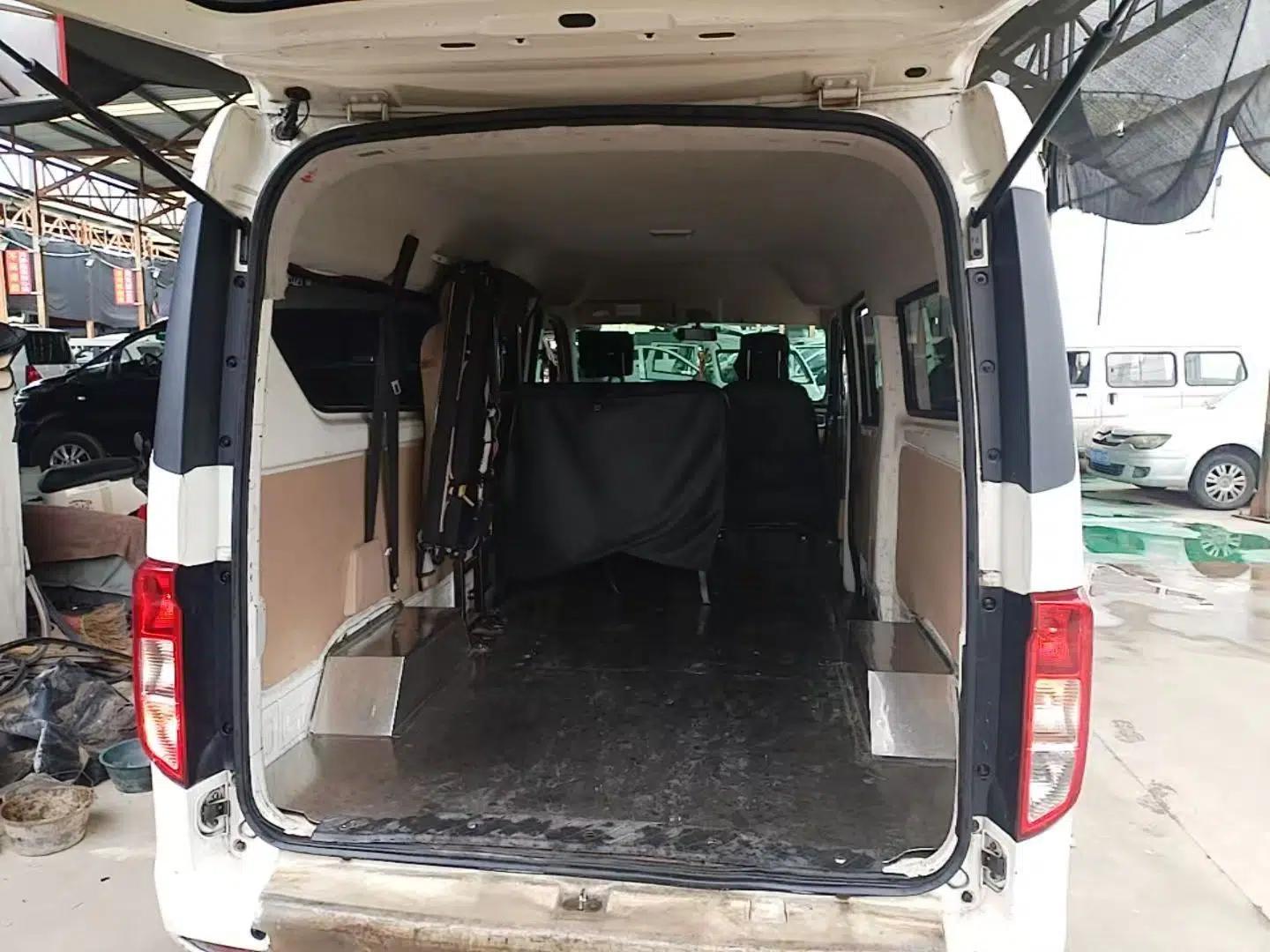 CHANGAN KUAYUE Xing V5 EV 2024 Smart Edition 6-Seater Side-Hinged Doors — миниатюра 22