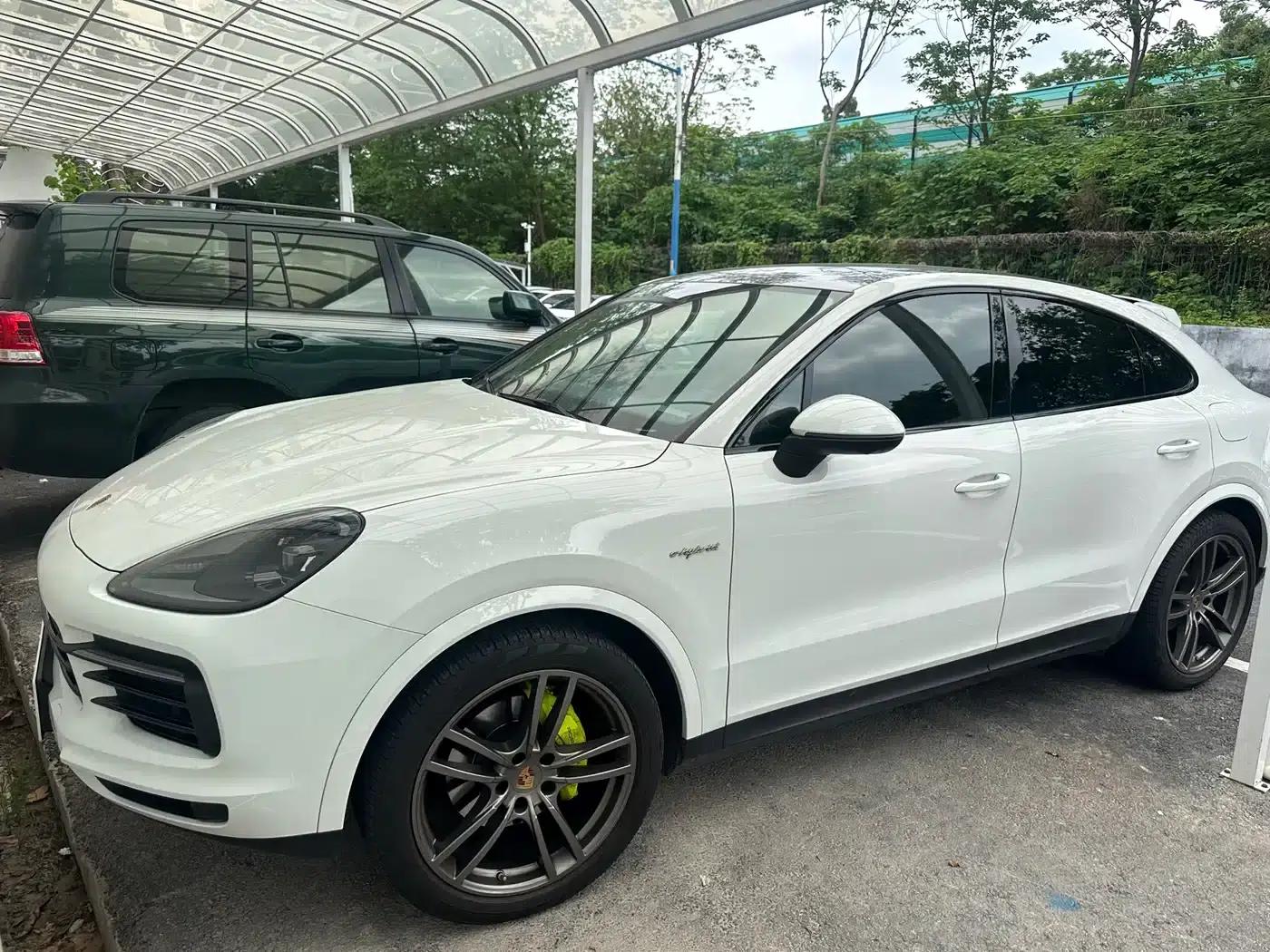 2023 Cayenne Coupé E-Hybrid 2.0T — миниатюра 6