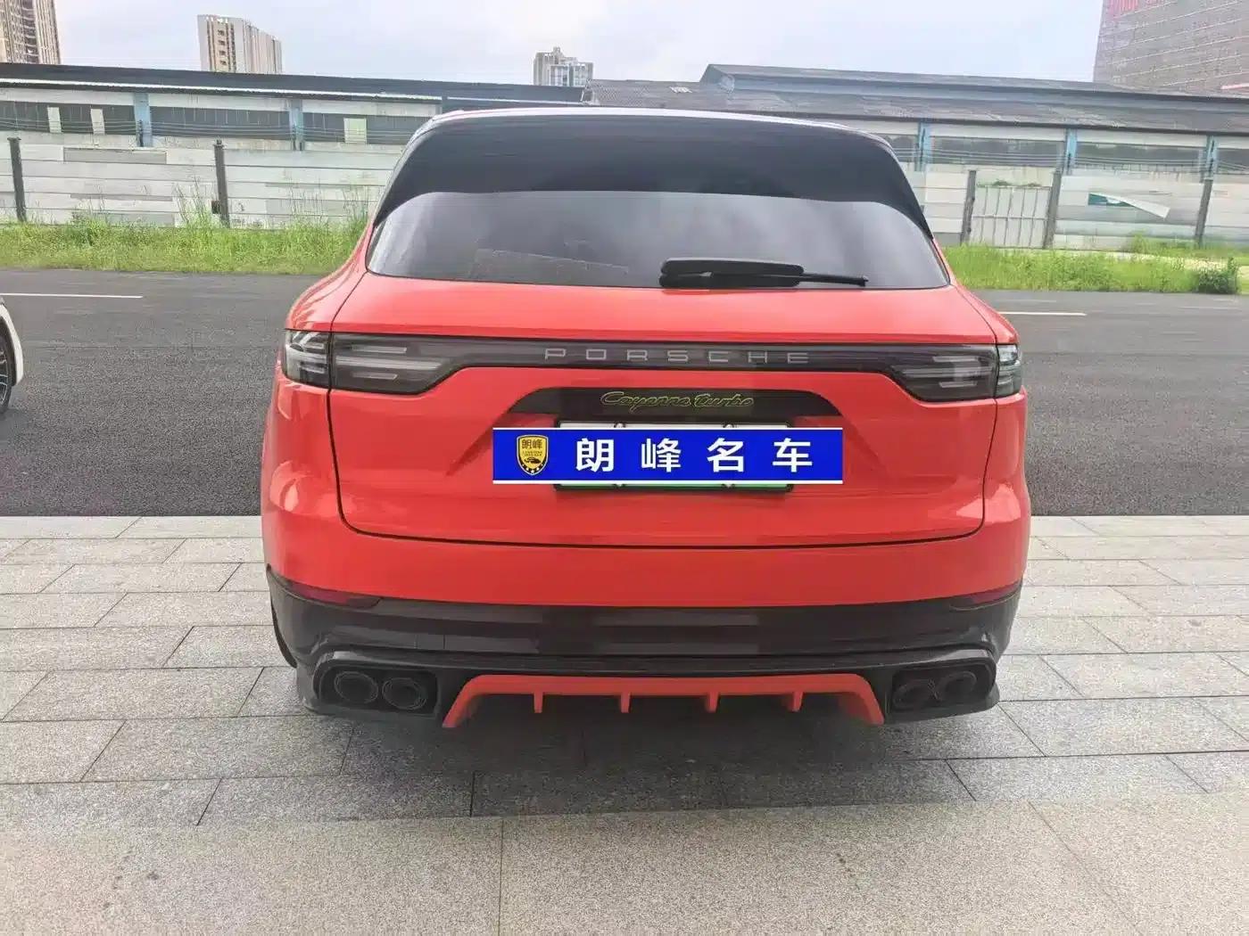 2023 Cayenne E-Hybrid 2.0T Platinum Edition — миниатюра 5