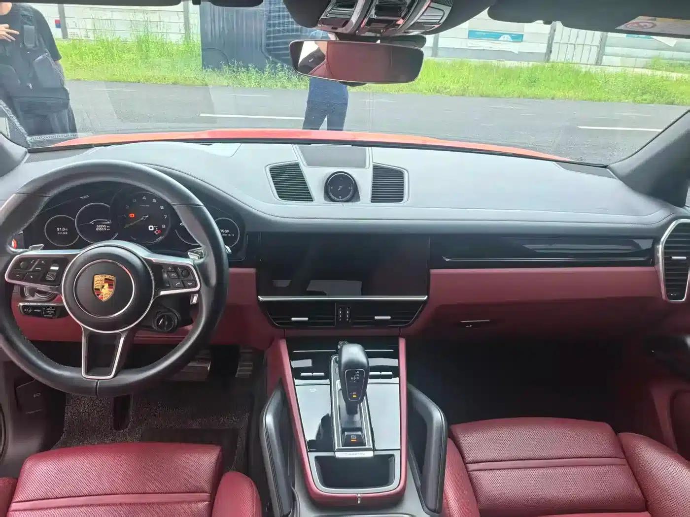 2023 Cayenne E-Hybrid 2.0T Platinum Edition — миниатюра 9