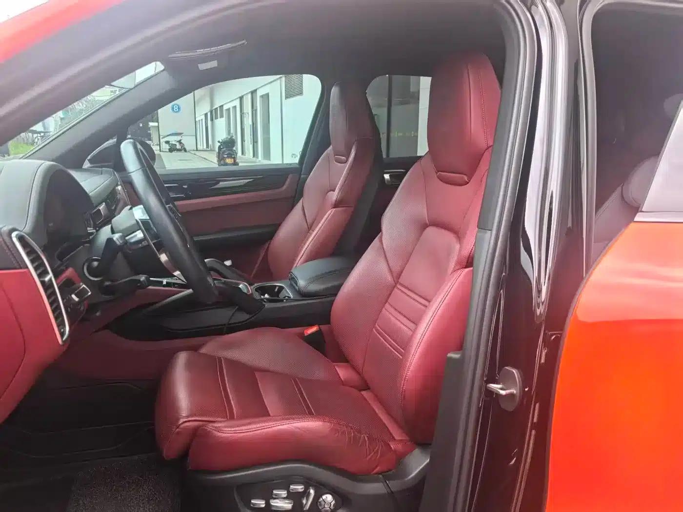 2023 Cayenne E-Hybrid 2.0T Platinum Edition — миниатюра 10