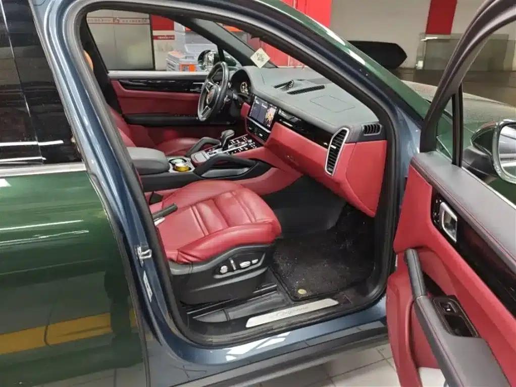 2019 Cayenne E-Hybrid 2.0T — миниатюра 4