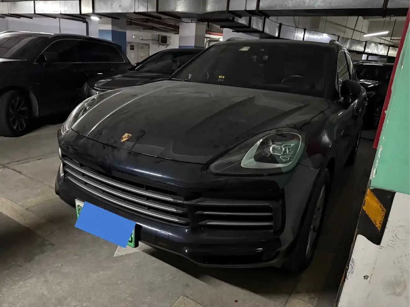 2019 Cayenne E-Hybrid 2.0T — миниатюра 1