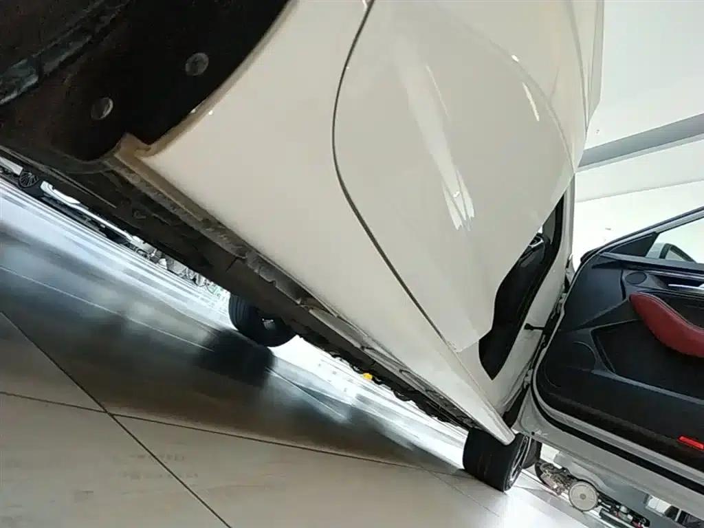 Sihao A5 2021 1.5T CVT Premium Intelligent Connected Edition — миниатюра 21