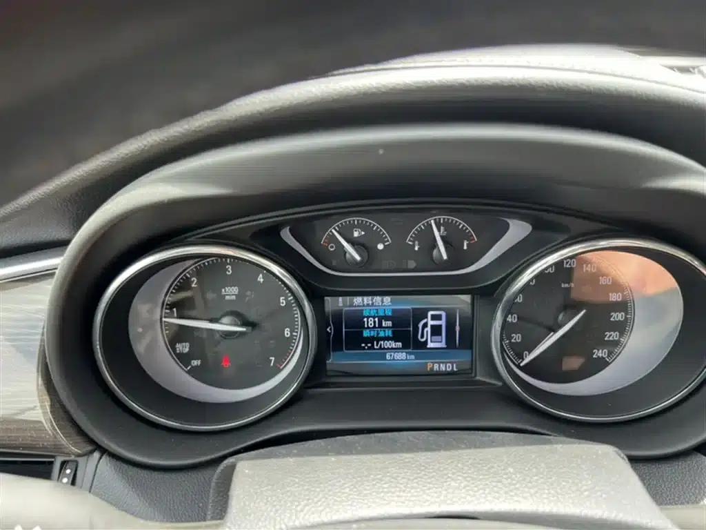 Envision Plus 2018 20T 2WD Elite — миниатюра 6
