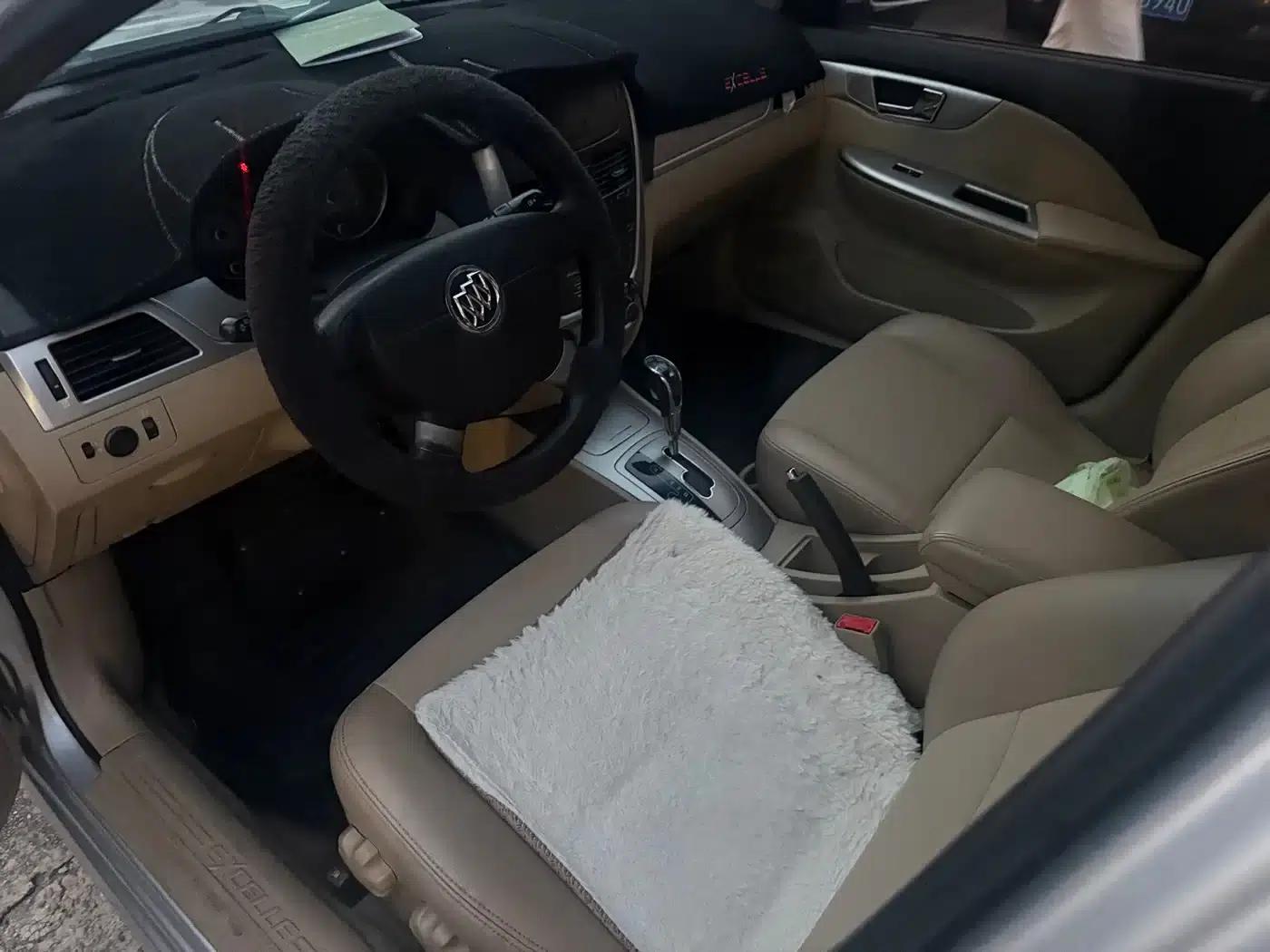 Buick Excelle 2013 1.5L Automatic Classic — миниатюра 4