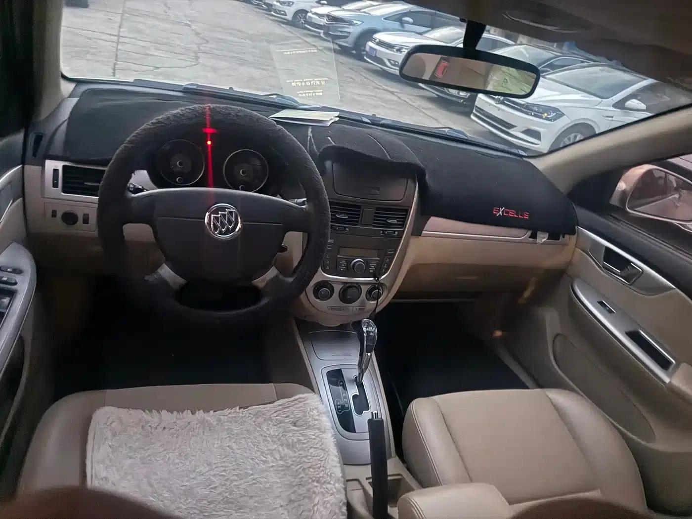 Buick Excelle 2013 1.5L Automatic Classic — миниатюра 6