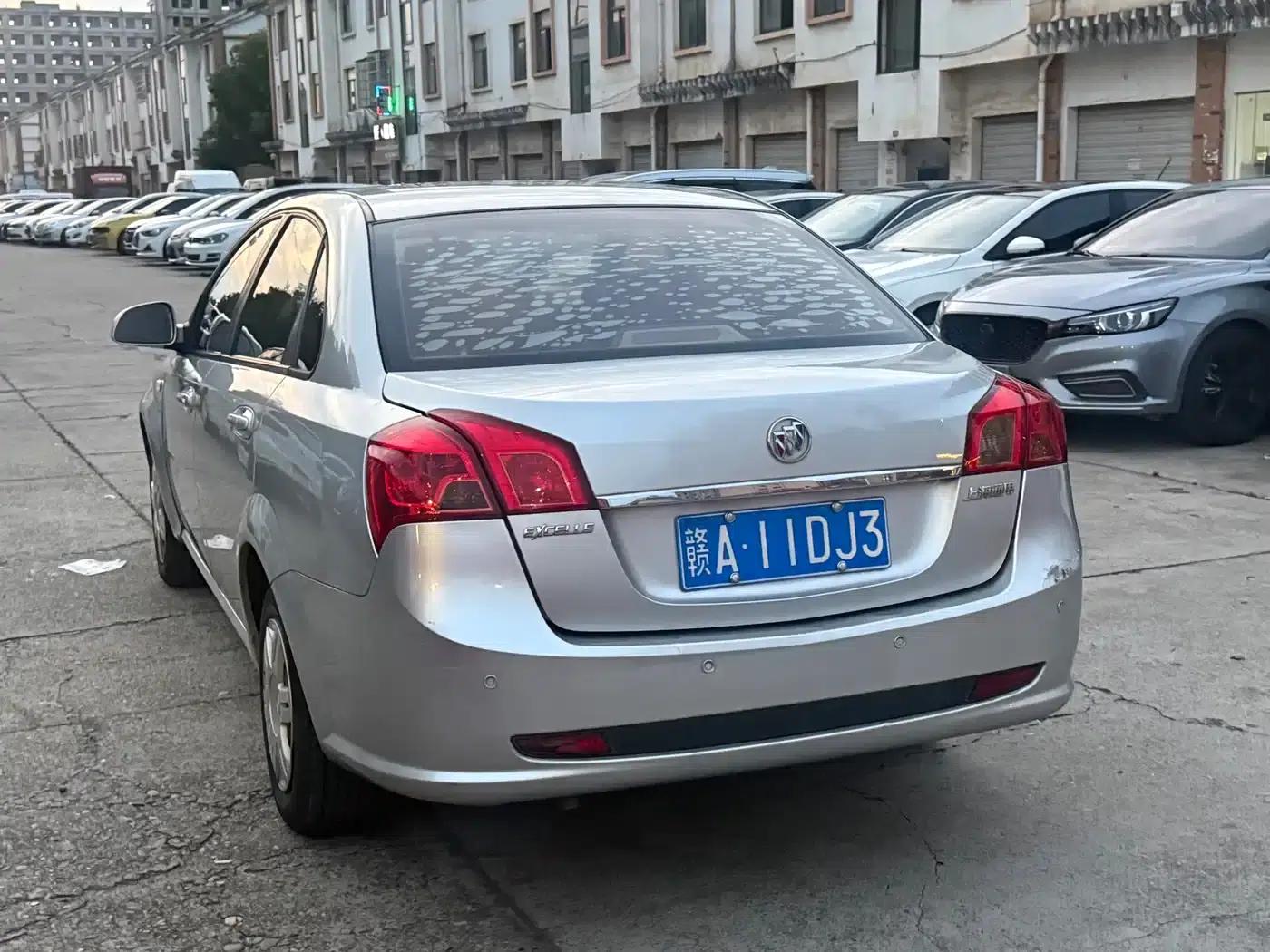 Buick Excelle 2013 1.5L Automatic Classic — миниатюра 7
