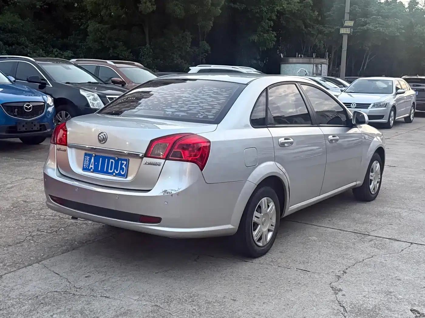 Buick Excelle 2013 1.5L Automatic Classic — миниатюра 9