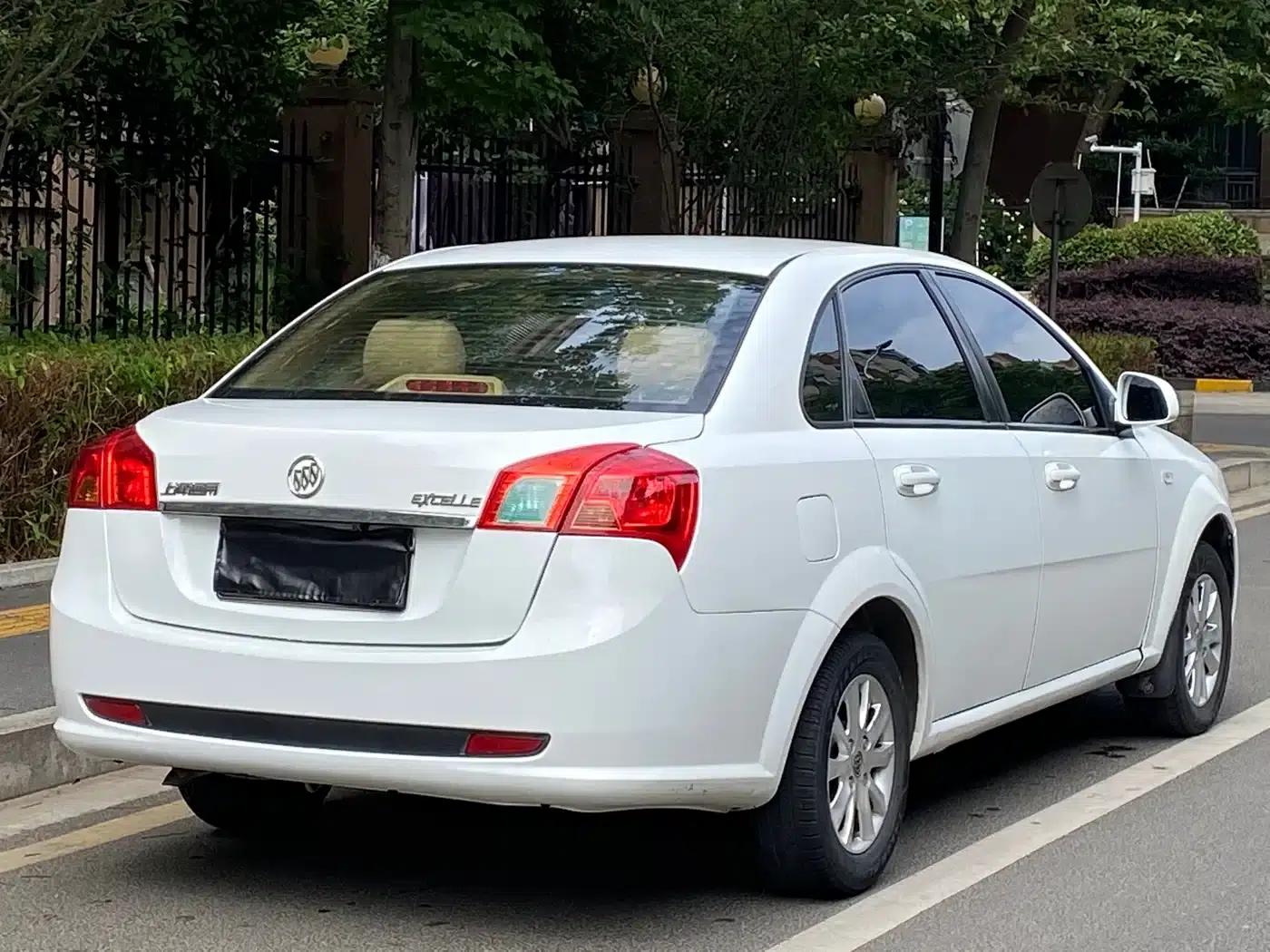 Buick Excelle 2013 1.5L Manual Classic — миниатюра 5