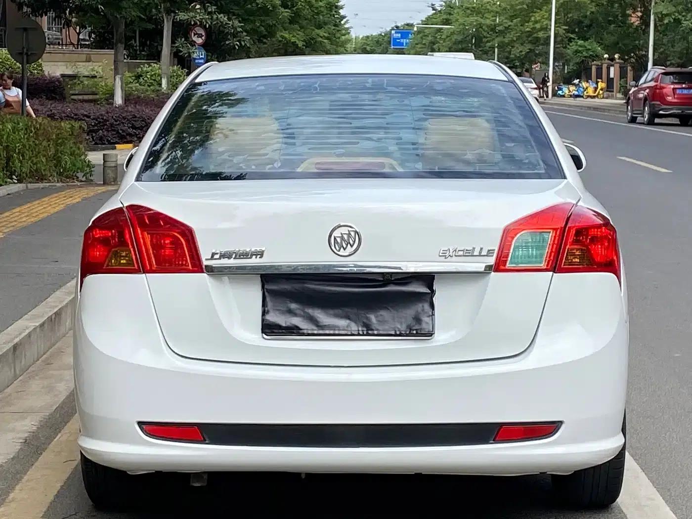 Buick Excelle 2013 1.5L Manual Classic — миниатюра 6