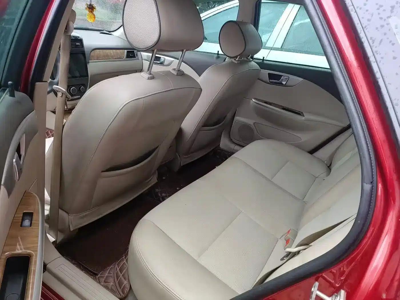 Buick Excelle 2015 1.5L Automatic Classic — миниатюра 6
