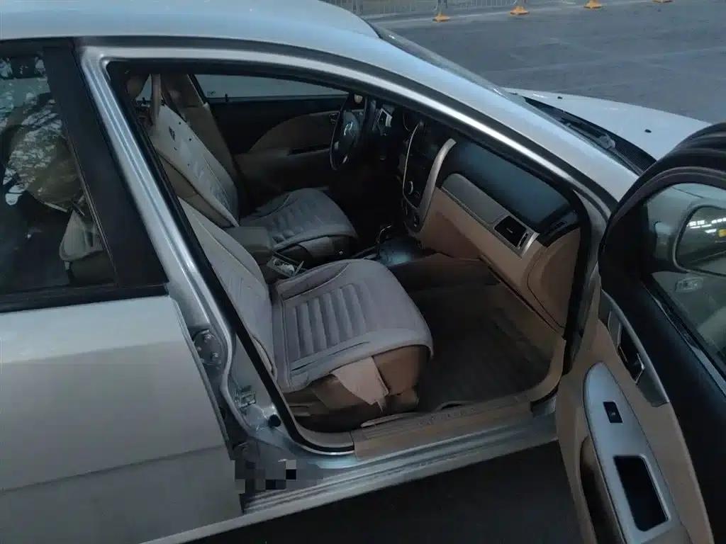 Buick Excelle 2013 1.5L Automatic Classic — миниатюра 20