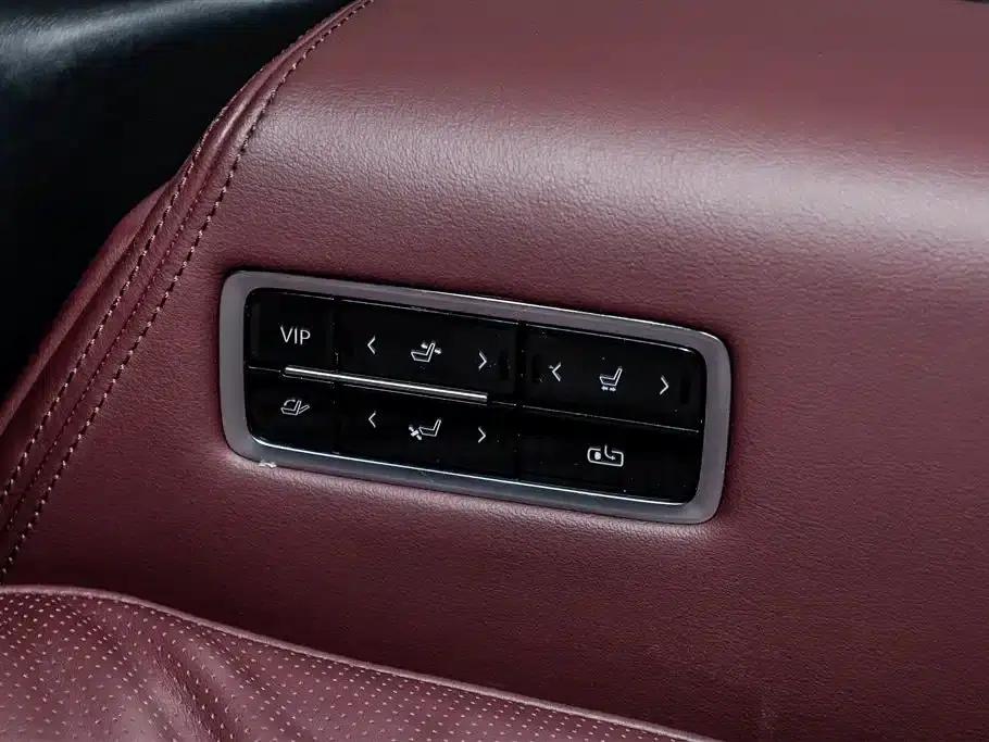 Century 2025 2.0T Six-Seat Luxury Edition — миниатюра 38