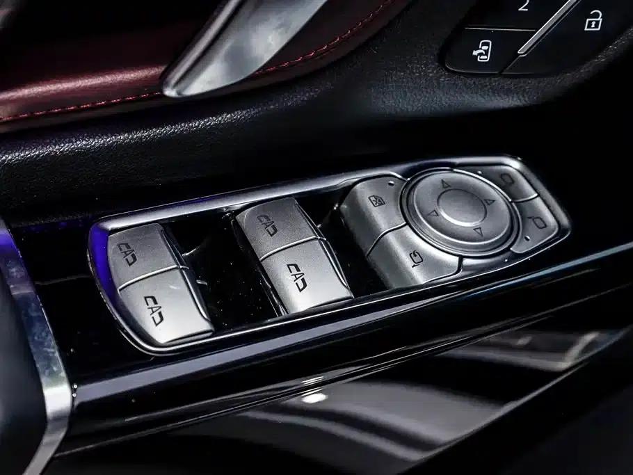 Century 2025 2.0T Six-Seat Luxury Edition — миниатюра 14